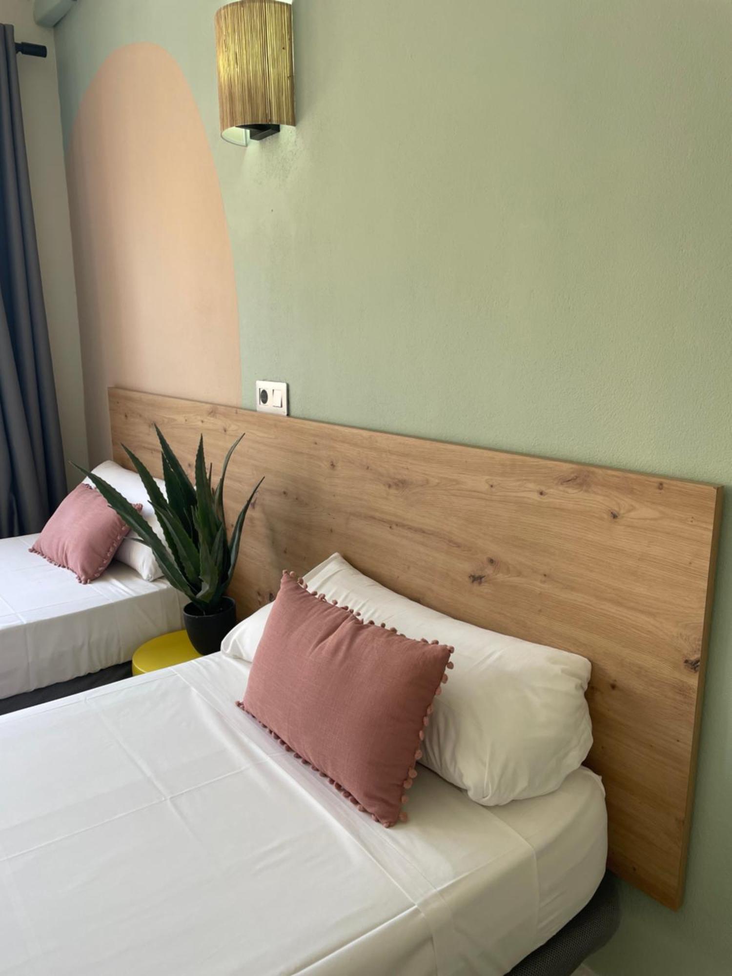 Hostal Playa De Palma Плая де Палма Екстериор снимка