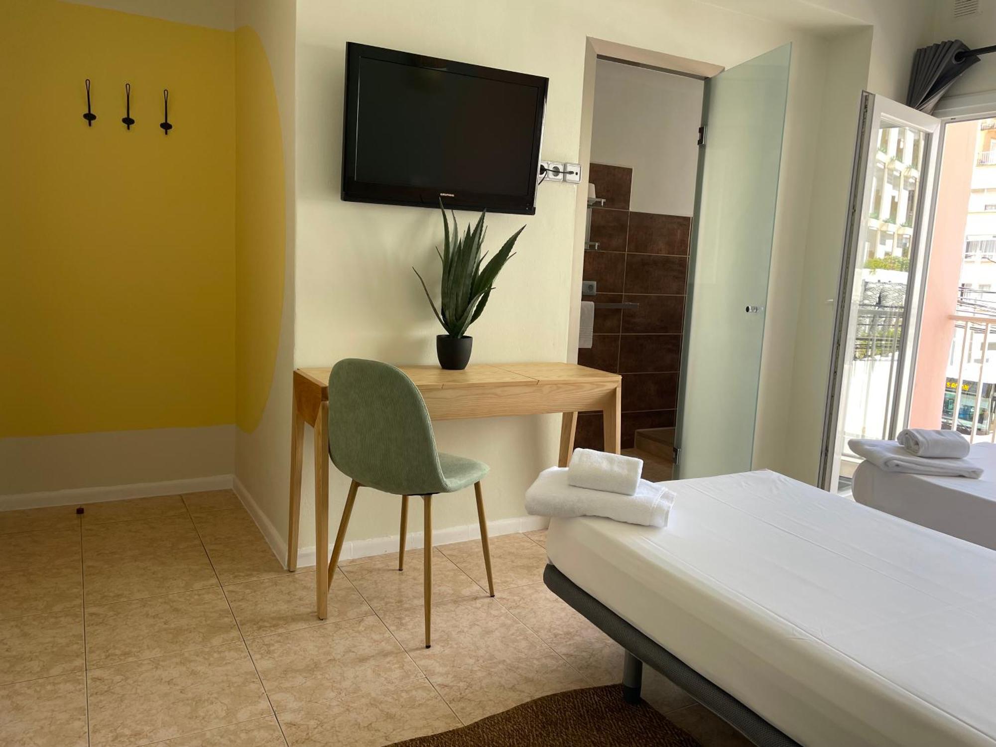 Hostal Playa De Palma Плая де Палма Екстериор снимка